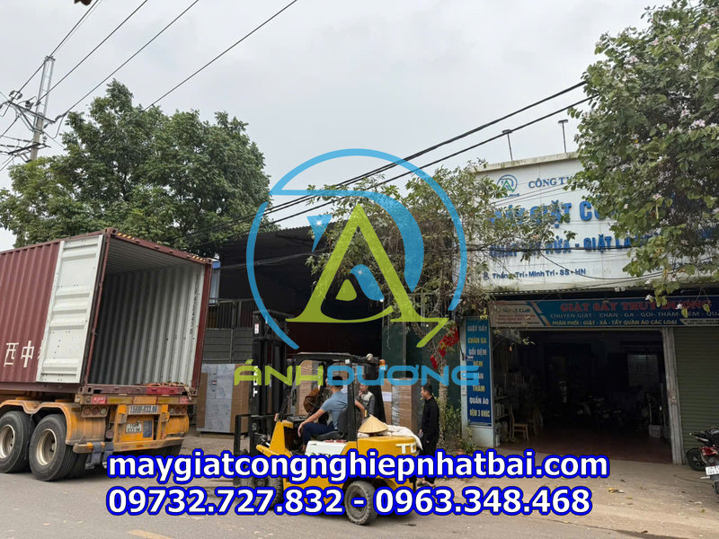 Hình ảnh xuống cont hàng máy sấy công nghiệp Osaka 50kg